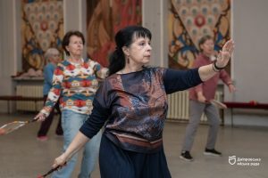 Безкоштовні курси для пенсіонерів у Дніпрі: гімнастика та мови