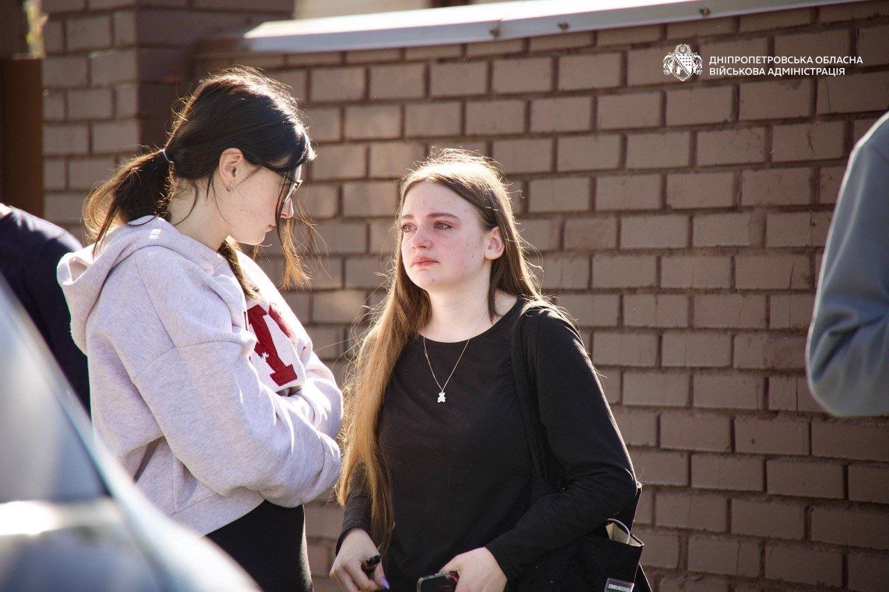 Удар по Дніпру: кількість постраждалих зросла до восьми — серед них дитина