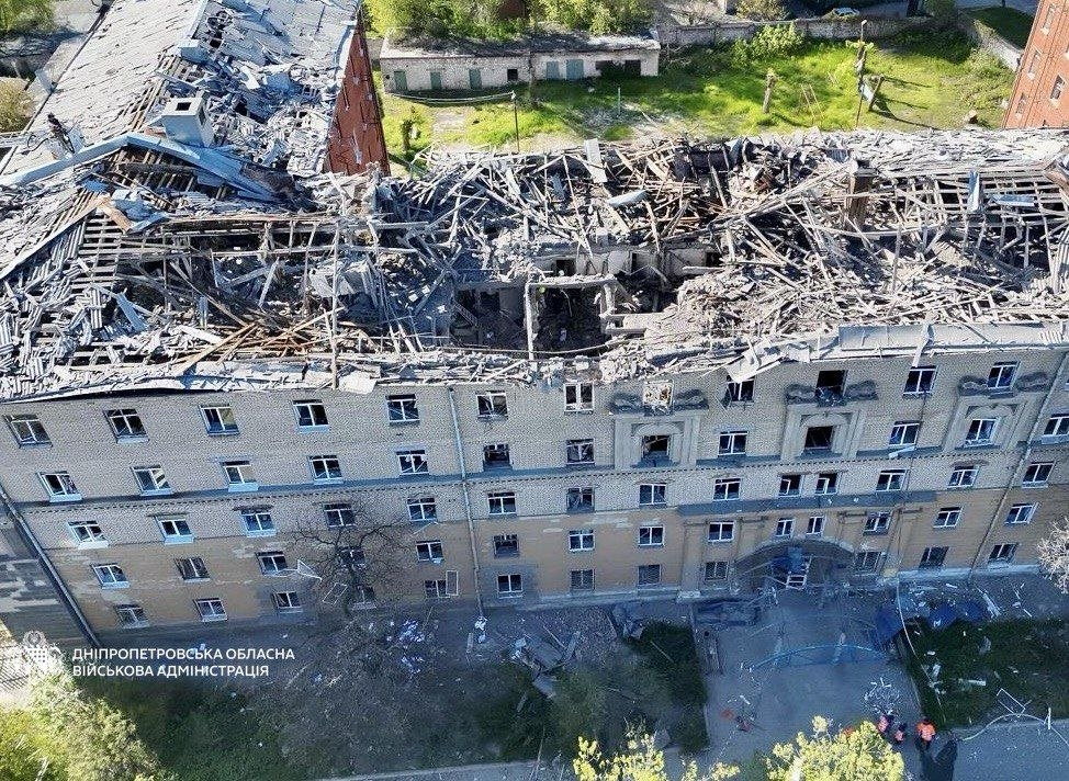 Ракетна атака на Дніпро 3 травня: одна людина загинула, 11 постраждали