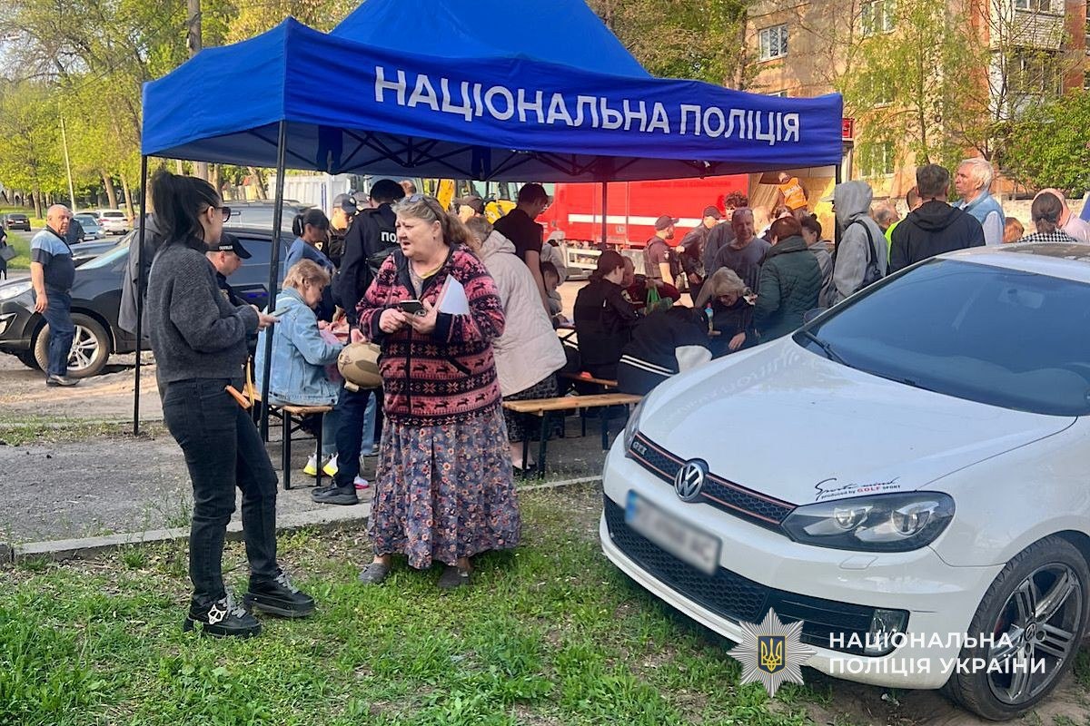 Мобільний штаб поліції у Дніпрі після атаки 7 травня: як подати заяву 