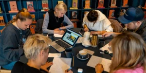 Традиційний диктант у Дніпрі до Дня Конституції: alyona alyona та новий рекорд