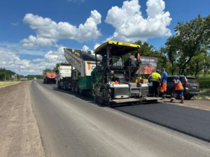 Масштабний ремонт траси на Дніпропетровщині: завершення вже за кілька днів