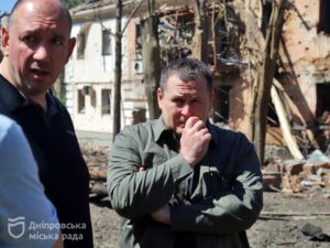 Катастрофічні наслідки нічної атаки на Дніпро: фіксуються знищення та руйнування