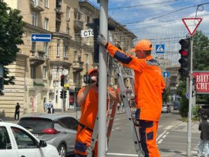 Центр Дніпра став безбар’єрним: світлофори тепер зі звуковими сигналами