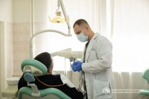 Де військовим у Дніпрі безкоштовно лікують зуби: умови та адреси