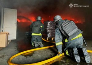 Тривога у Дніпрі: Росіяни завдали удару по складам АТБ