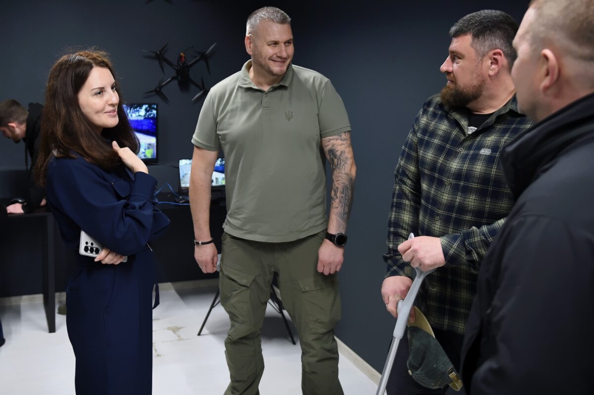 цивільно-мілітарний простір Марун Хаб у Дніпрі